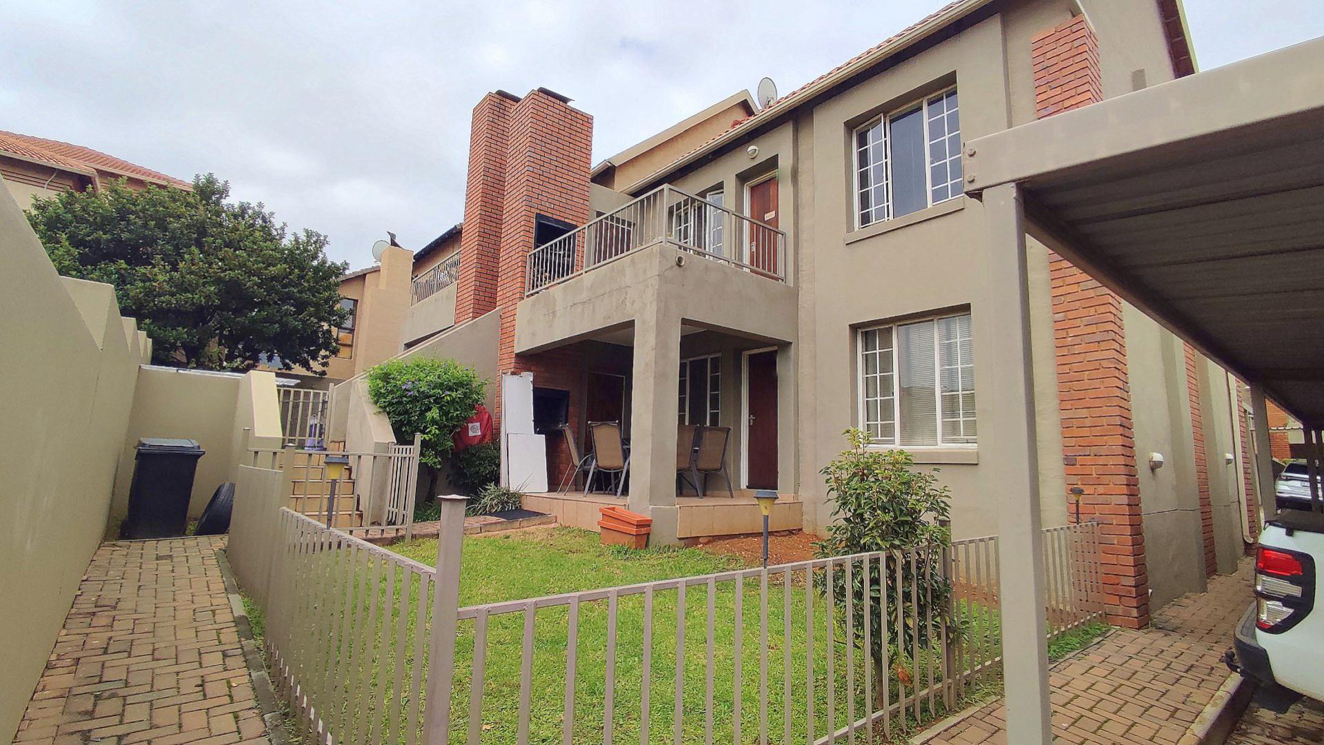  of property in Rietvalleirand