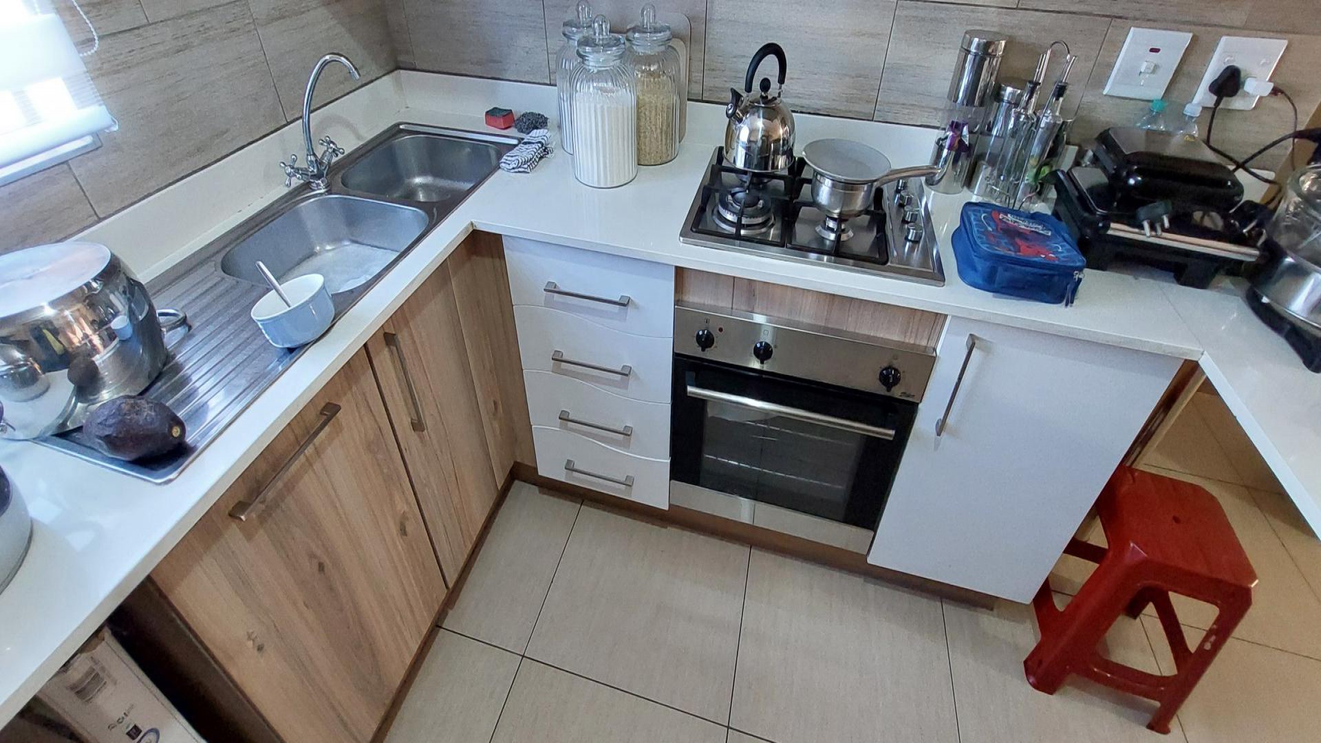 Kitchen of property in Andeon