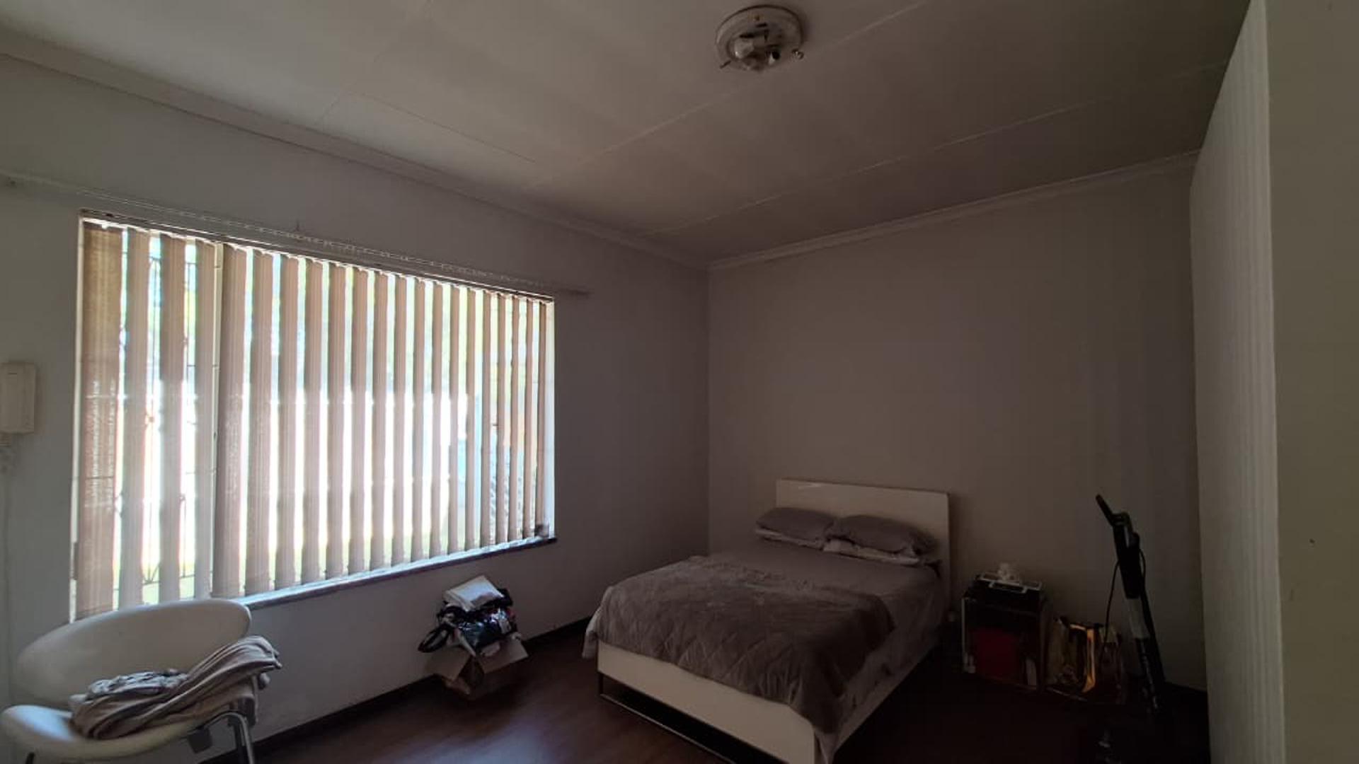 Bed Room 3 - 33 square meters of property in Parkrand