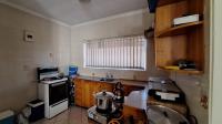 Kitchen - 27 square meters of property in Parkrand