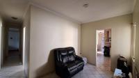 Dining Room - 17 square meters of property in Parkrand