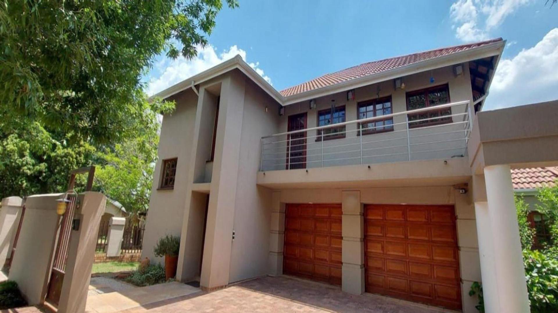 Garage of property in Secunda