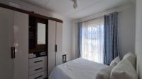 Main Bedroom - 12 square meters of property in Crystal Park