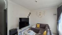 Lounges - 15 square meters of property in Crystal Park