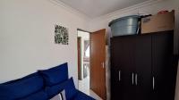 Bed Room 1 - 8 square meters of property in Crystal Park