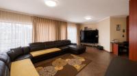Lounges of property in Universitas