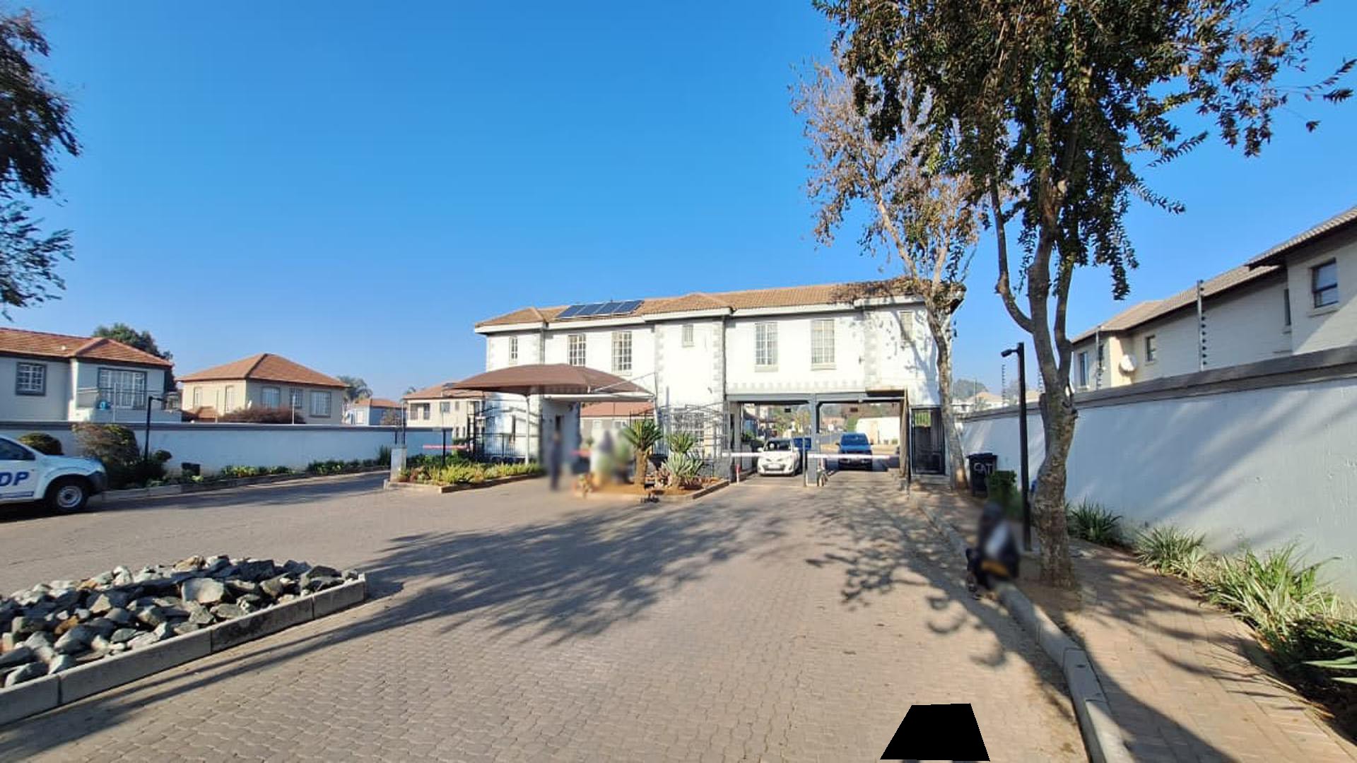 Front View of property in Brakpan