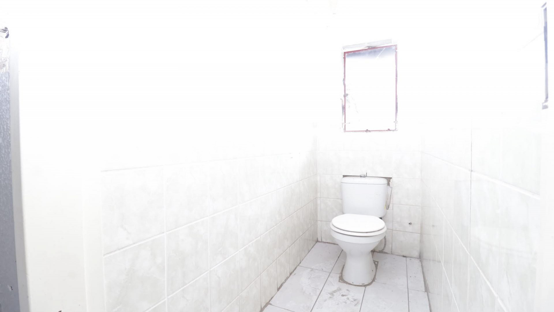 Bathroom 1 of property in Brakpan