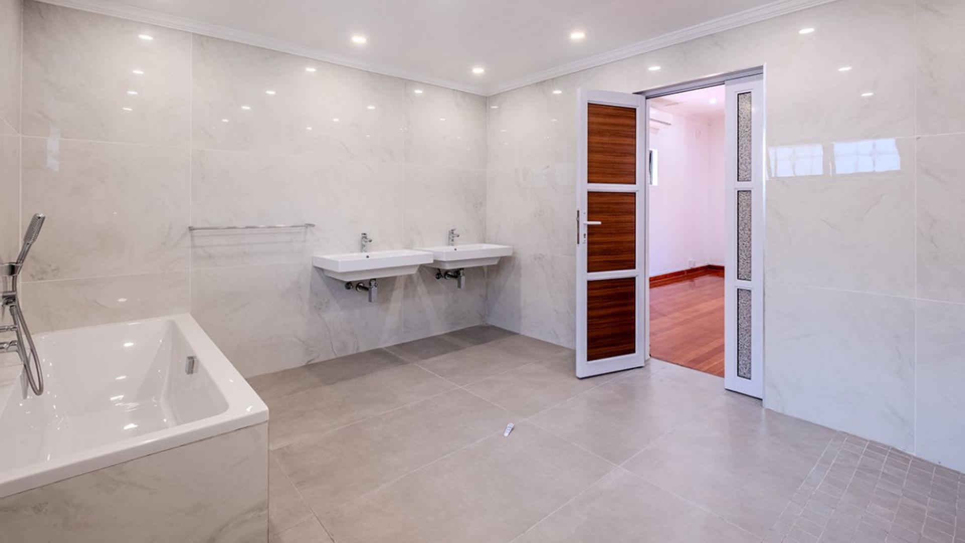 Main Bathroom of property in Durban North 