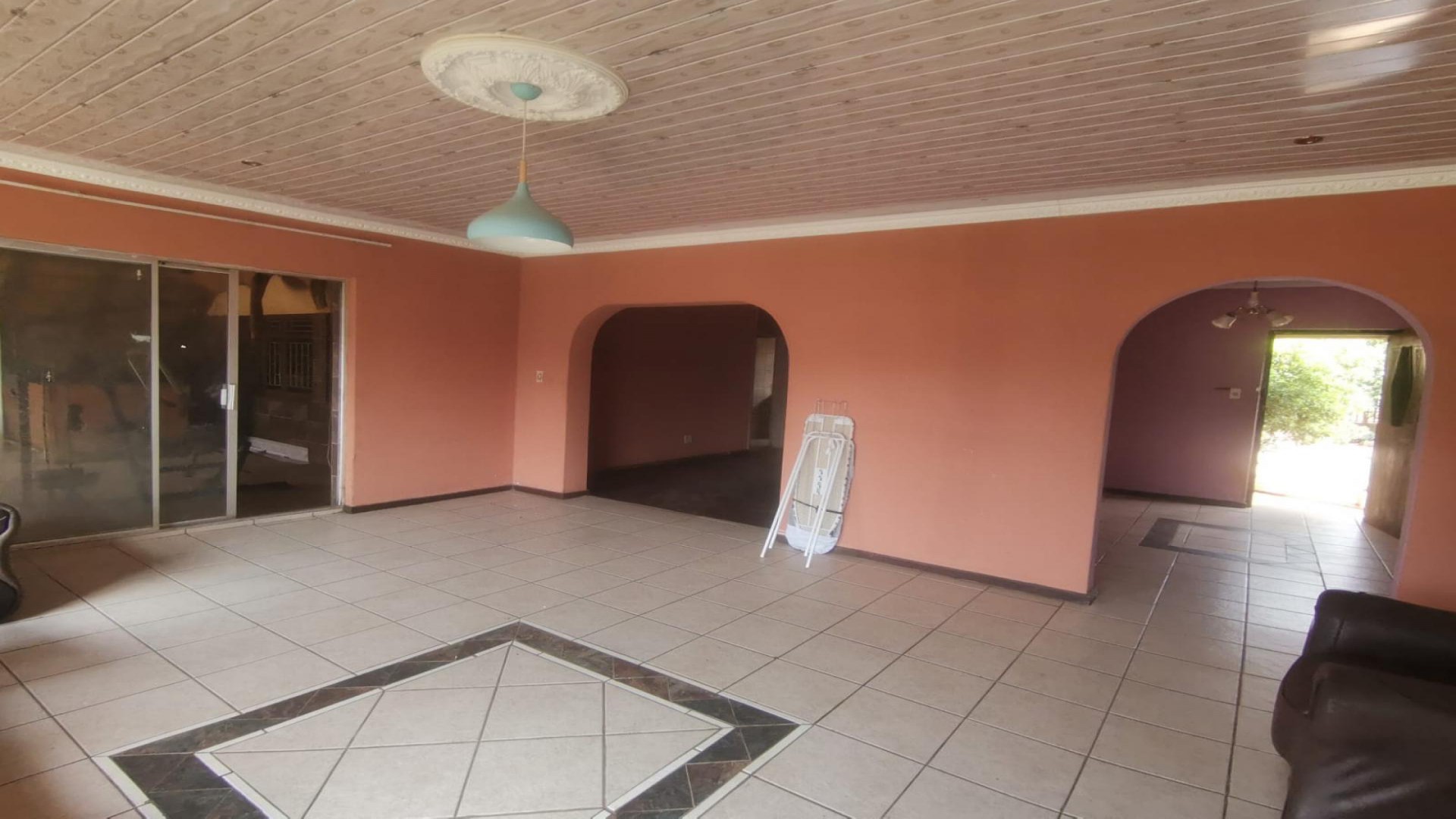 Lounges of property in Sasolburg
