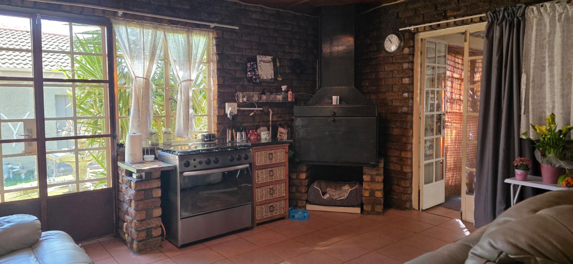  of property in Benoni AH