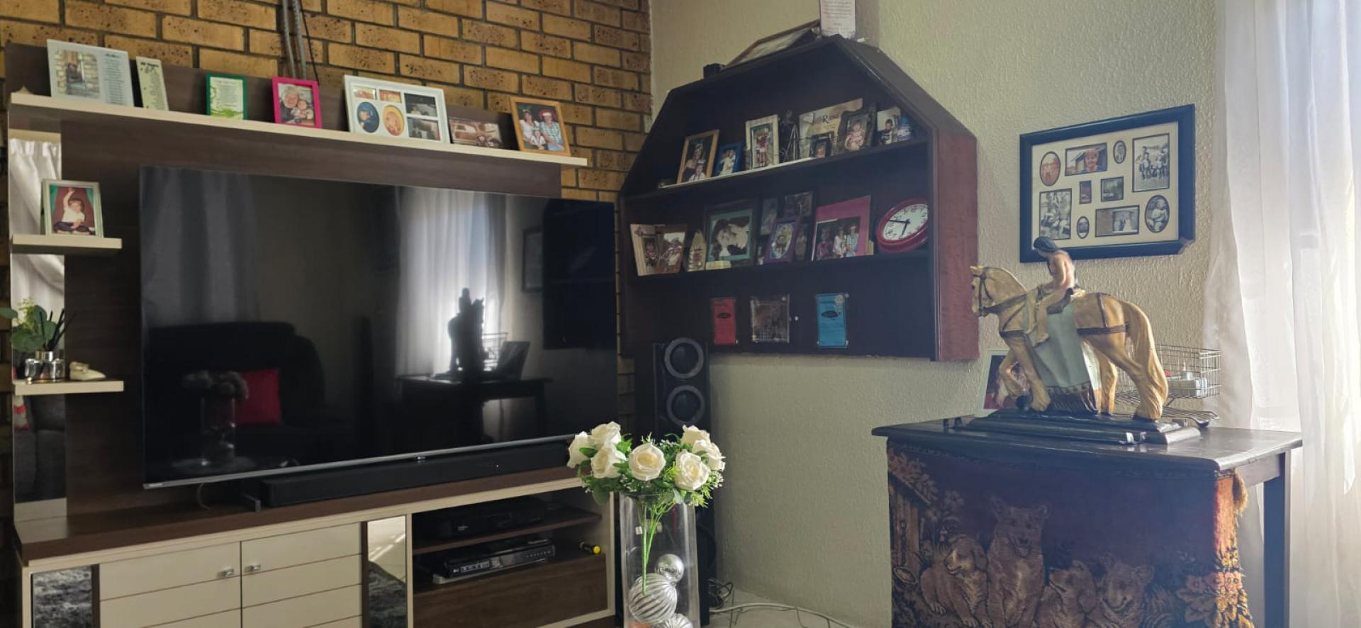  of property in Benoni AH