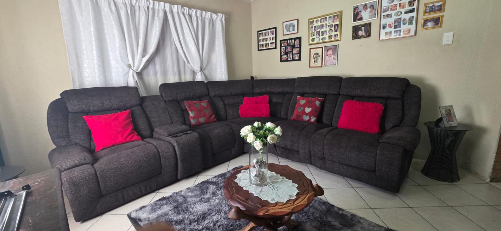  of property in Benoni AH