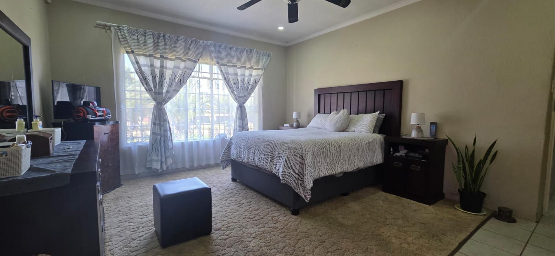  of property in Benoni AH