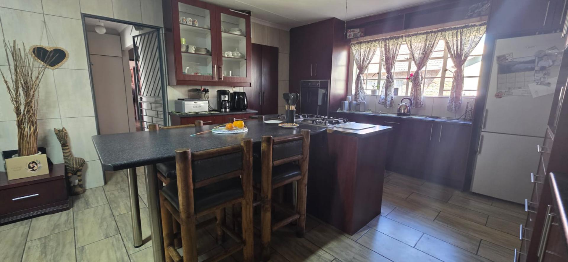  of property in Benoni AH