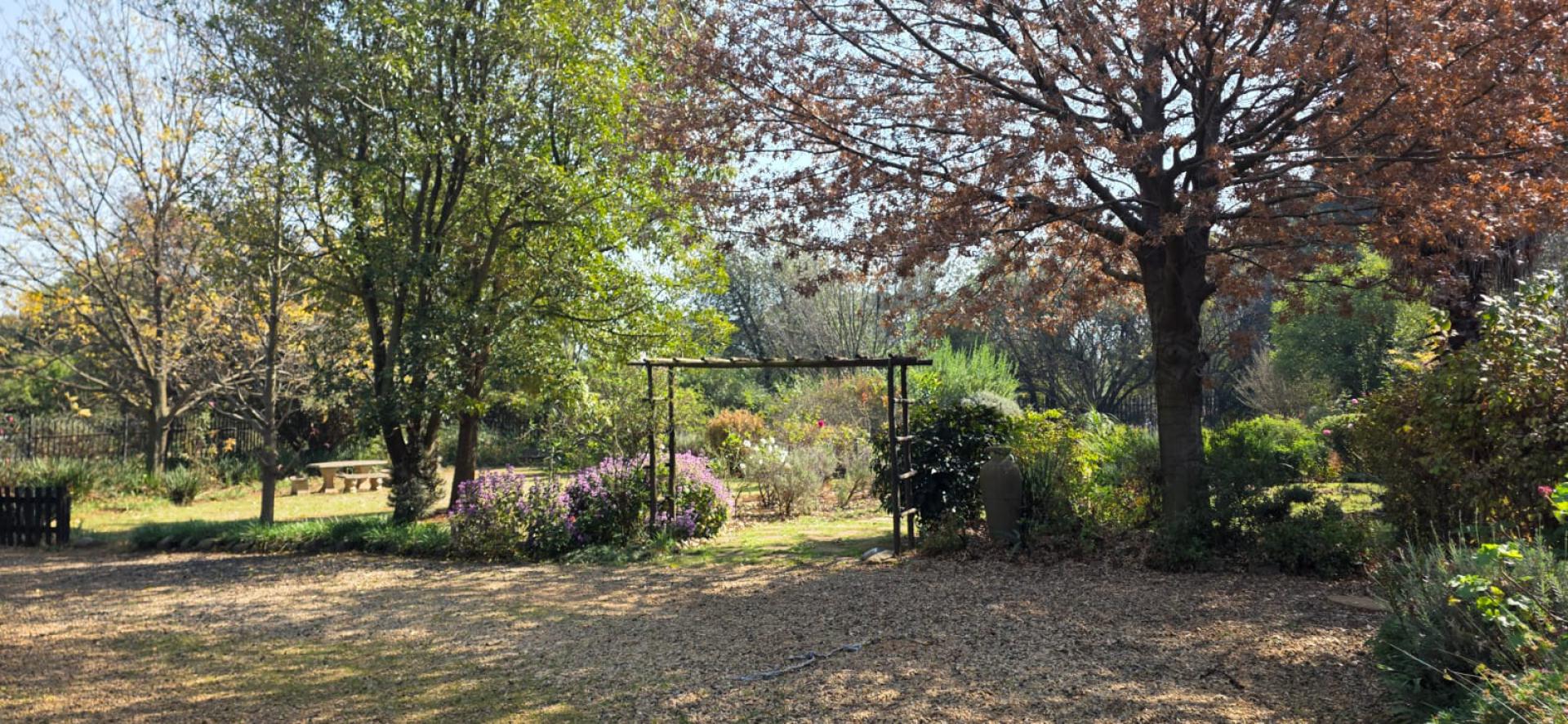  of property in Nest Park