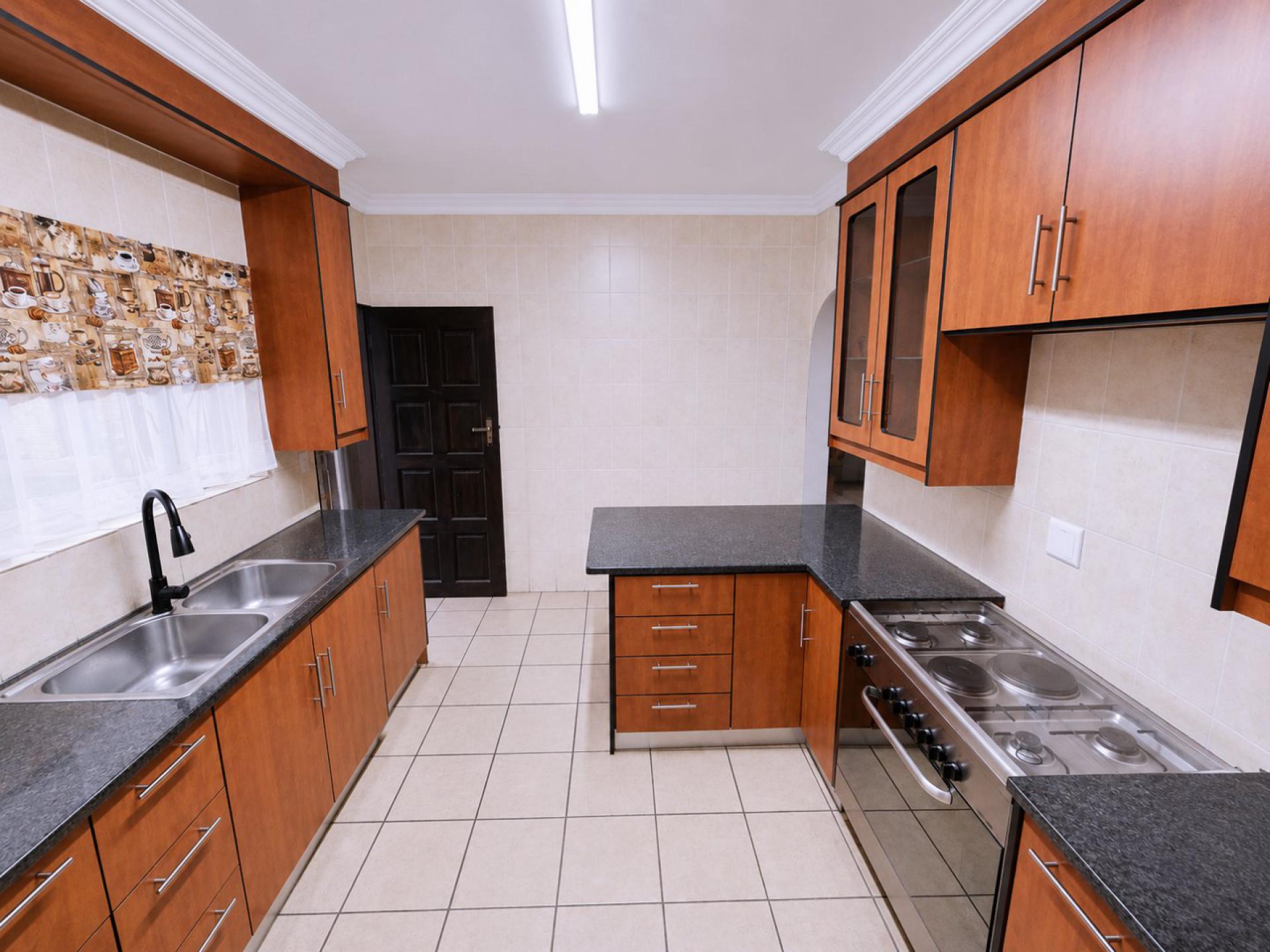 of property in Sinoville