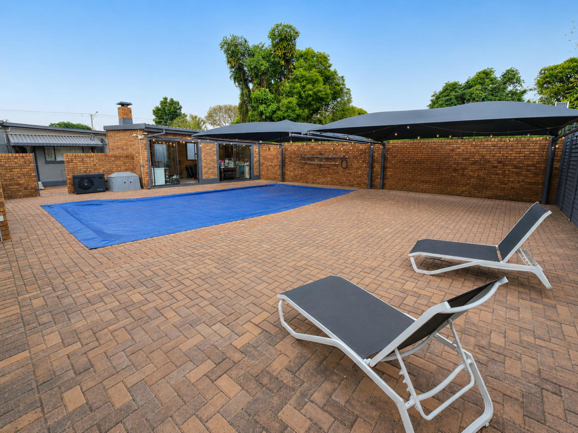  of property in Sinoville