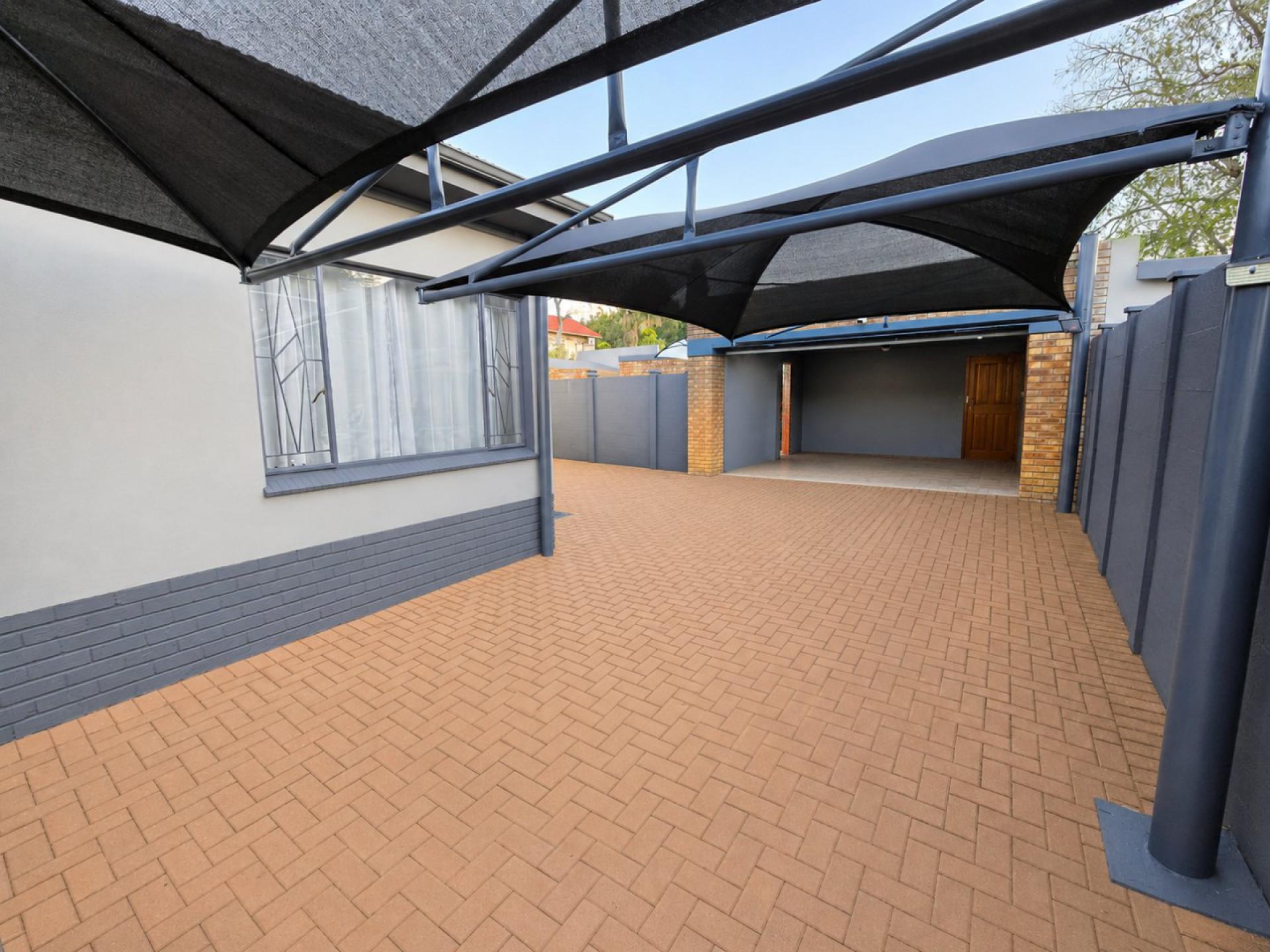  of property in Sinoville