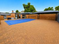  of property in Sinoville