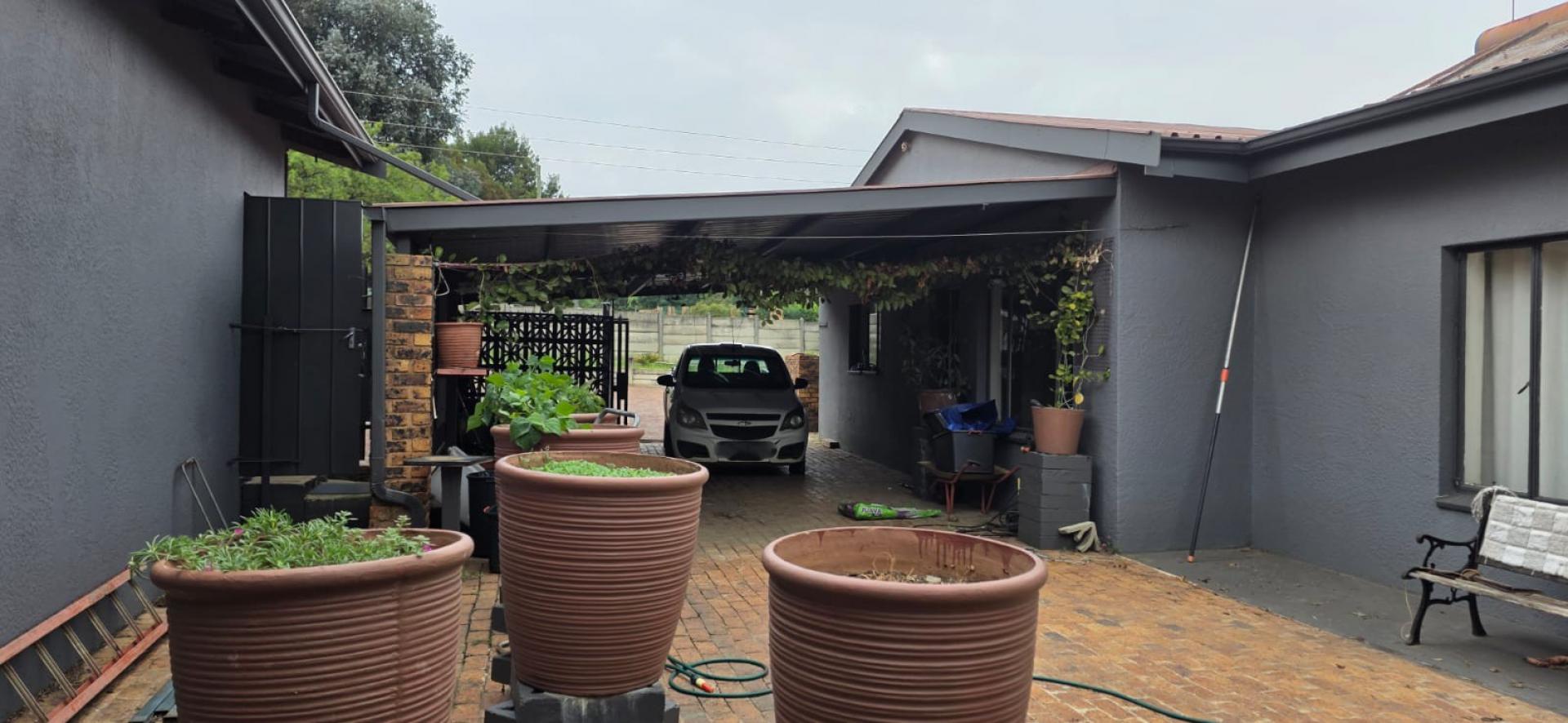  of property in Benoni AH