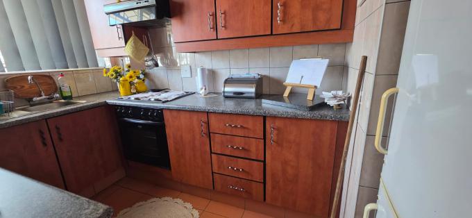 2 Bedroom Apartment for Sale For Sale in Benoni - MR716075