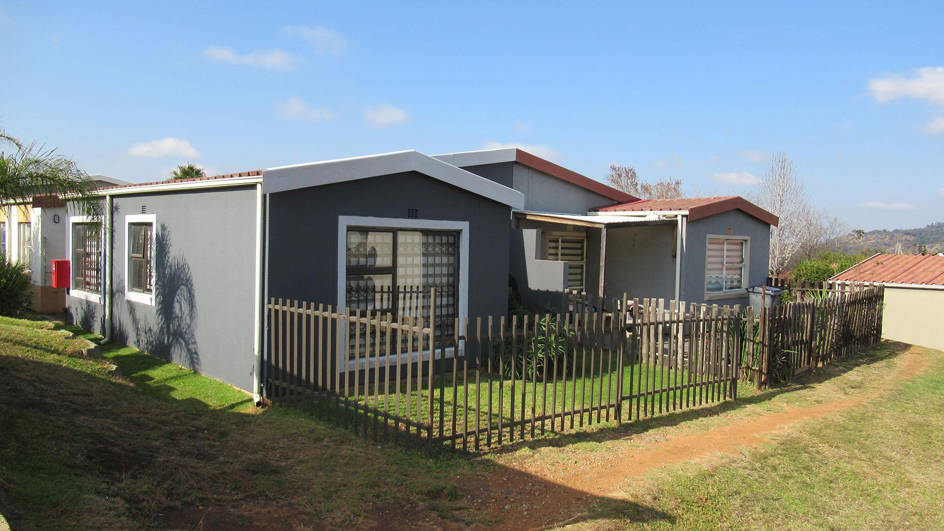 Front View of property in Ridgeway