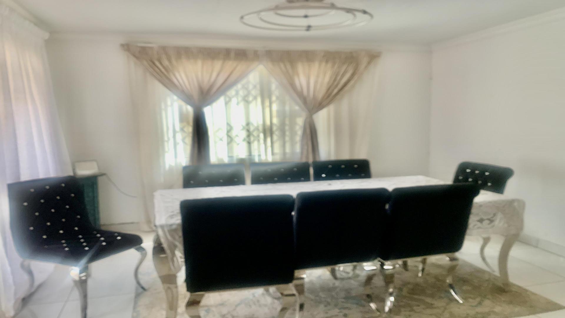 Dining Room of property in Doornkop