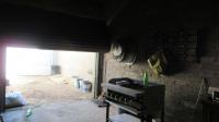 Garage - 18 square meters of property in Doornkop