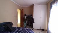 Bed Room 1 - 12 square meters of property in Kirkney