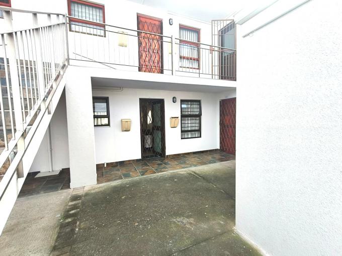 2 Bedroom Apartment for Sale For Sale in Gordons Bay - MR716138
