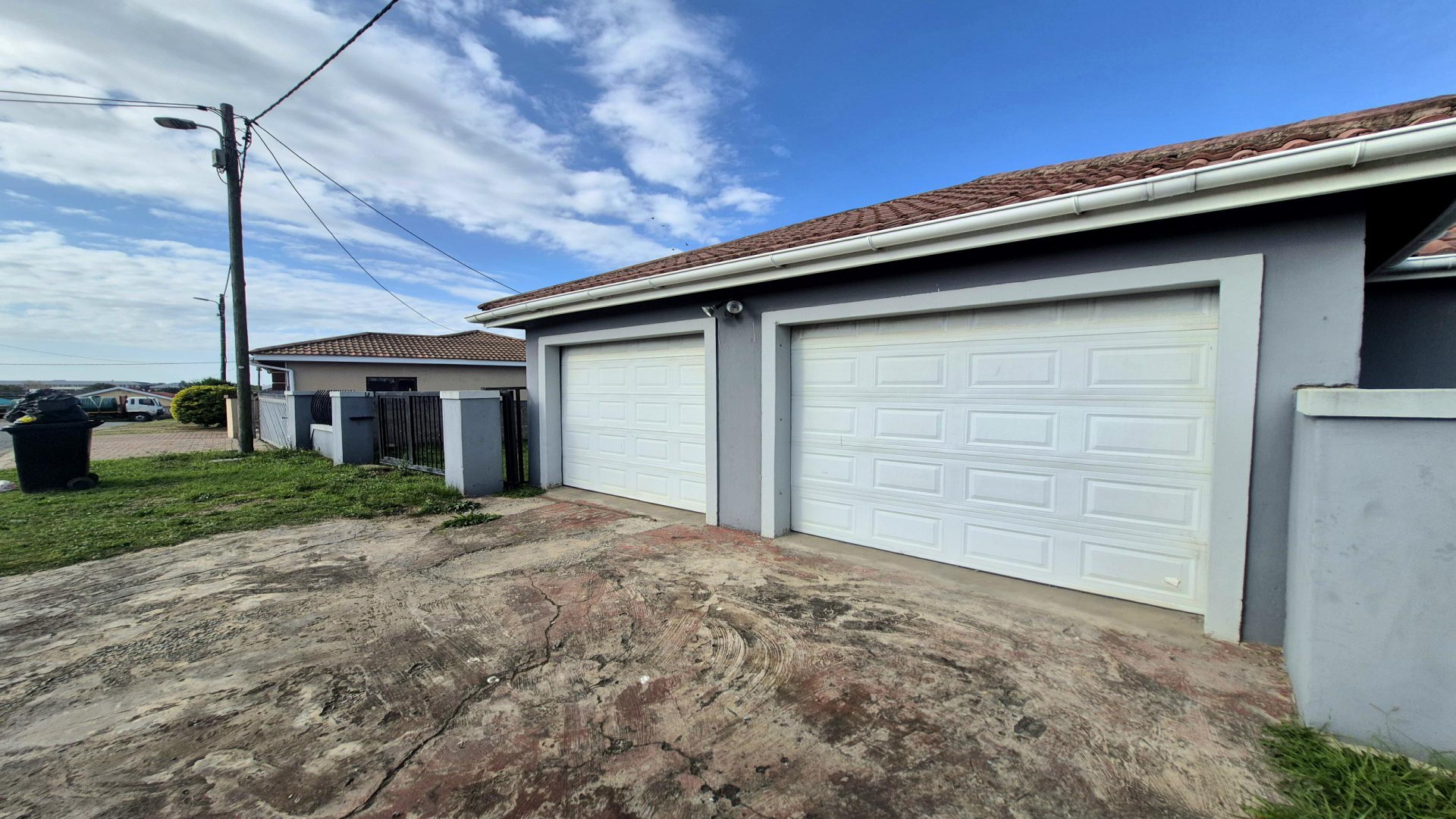 Front View of property in Haven Hills