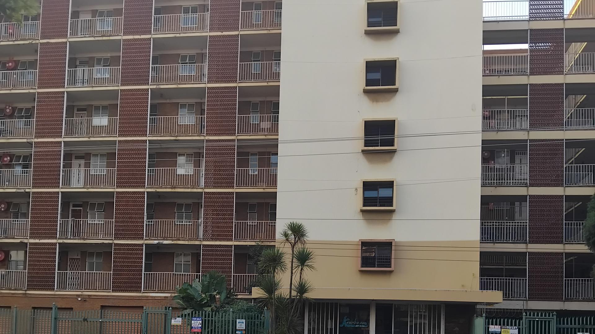  of property in Arcadia