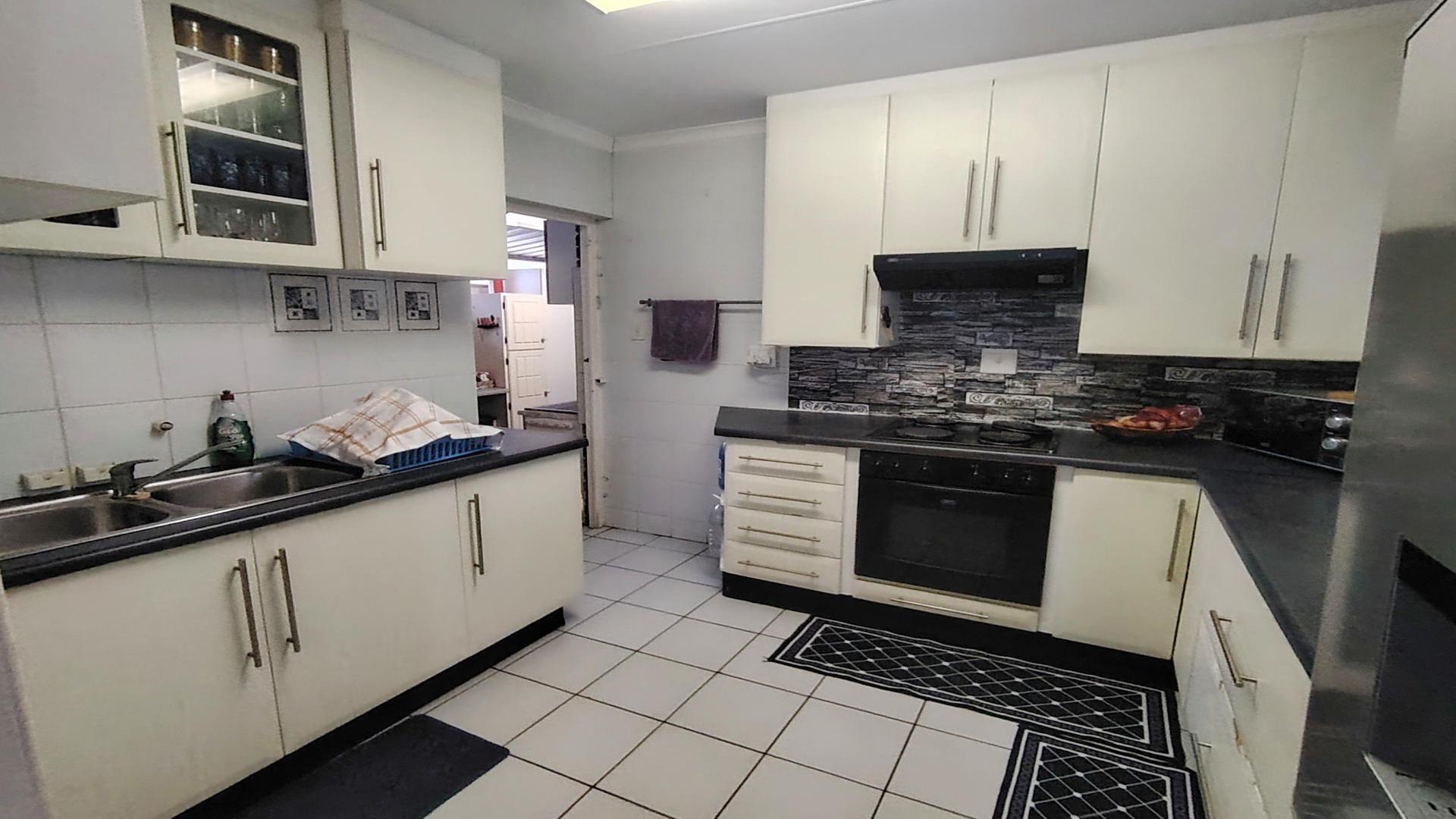 Kitchen of property in Uvongo