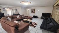 Lounges of property in Uvongo
