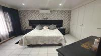 Bed Room 2 of property in Uvongo