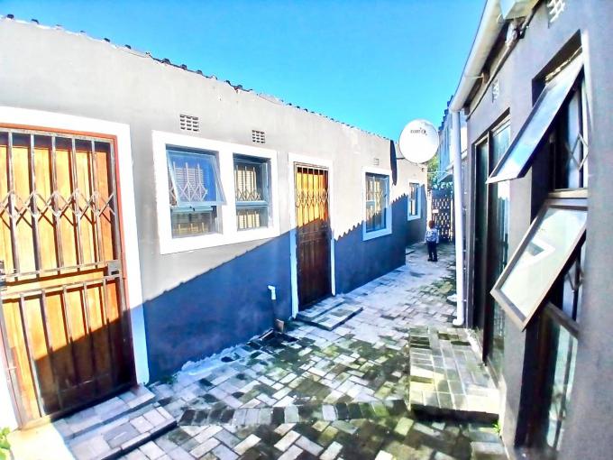 3 Bedroom House for Sale and to Rent For Sale in Delft - MR716164