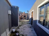  of property in Delft