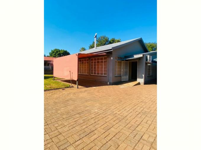 3 Bedroom House for Sale For Sale in Thabazimbi - MR716171
