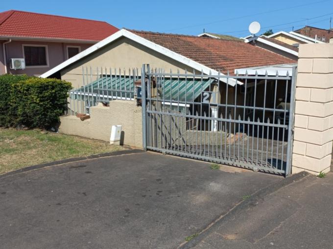 3 Bedroom House for Sale For Sale in Shallcross  - MR716193