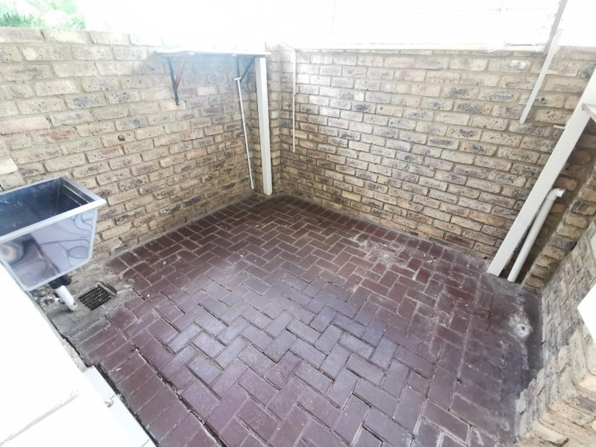  of property in Ninapark