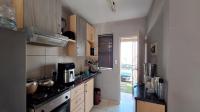 Kitchen - 10 square meters of property in The Stewards