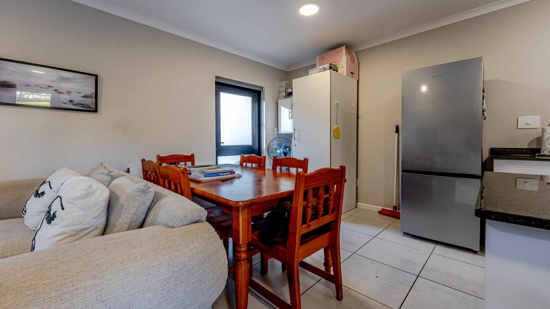 Dining Room of property in Waterfall