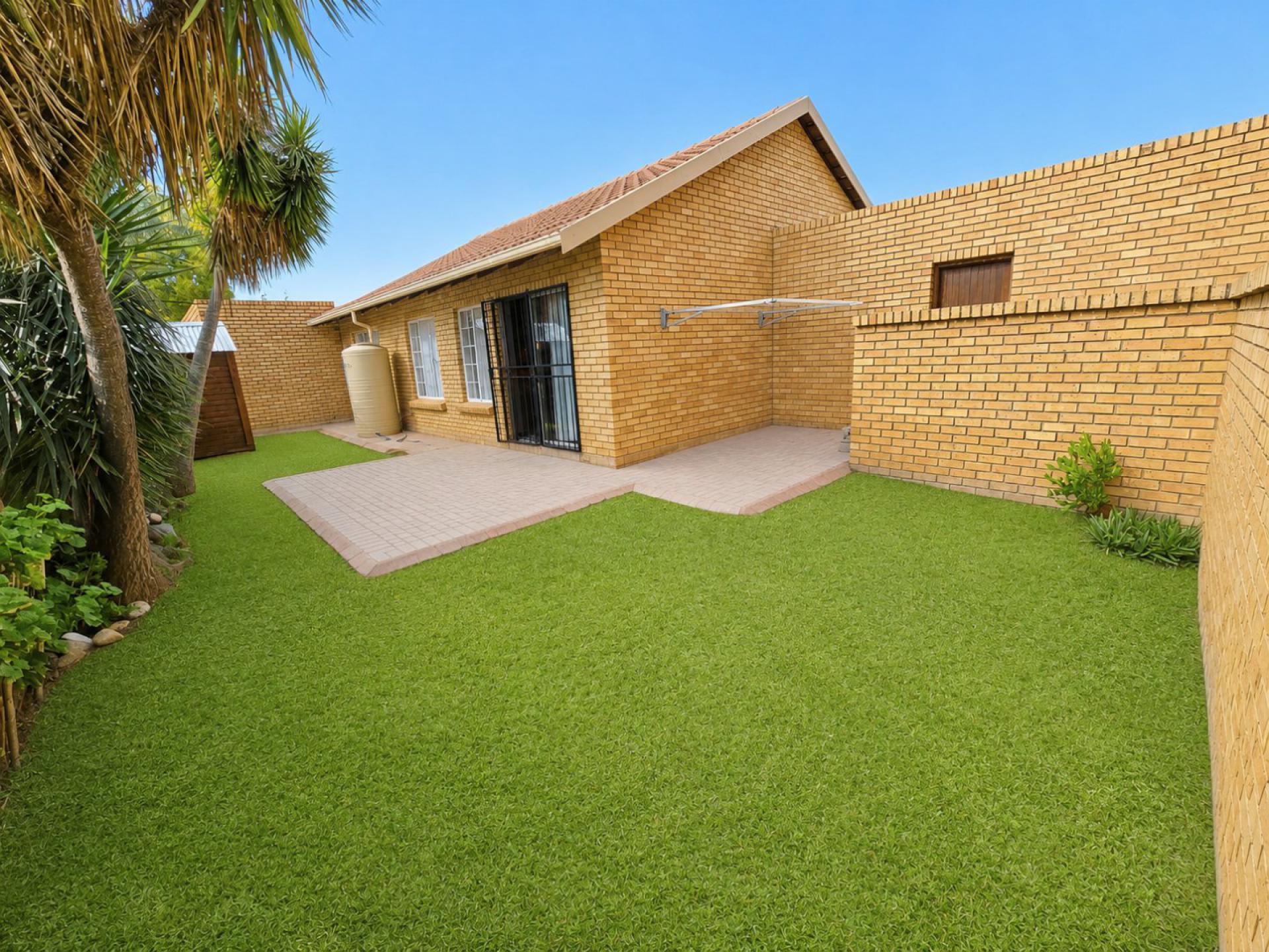  of property in Sinoville