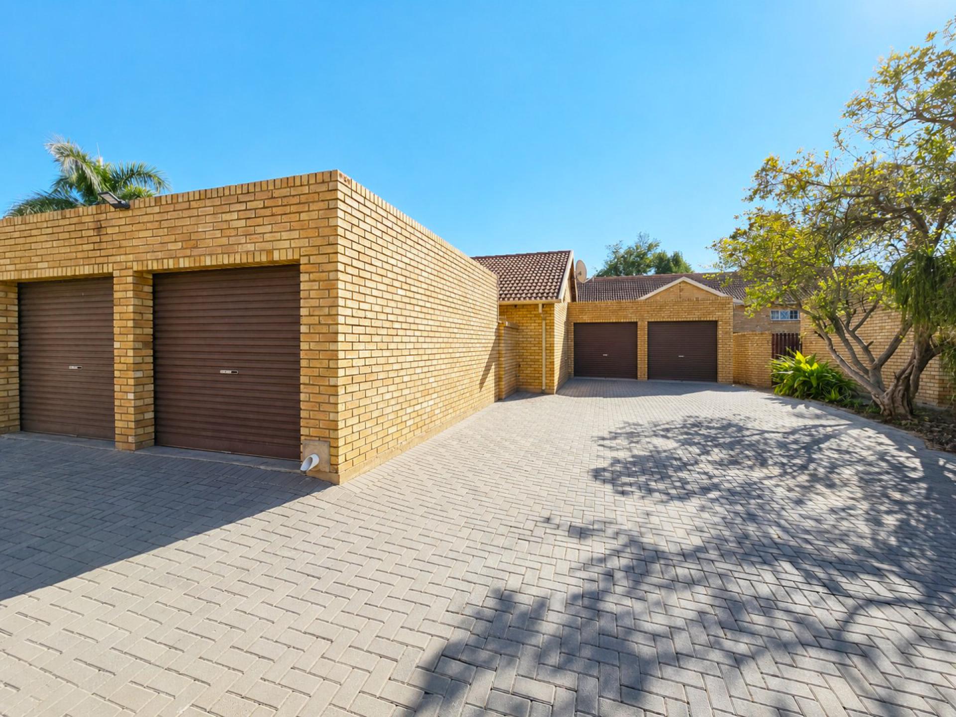 of property in Sinoville