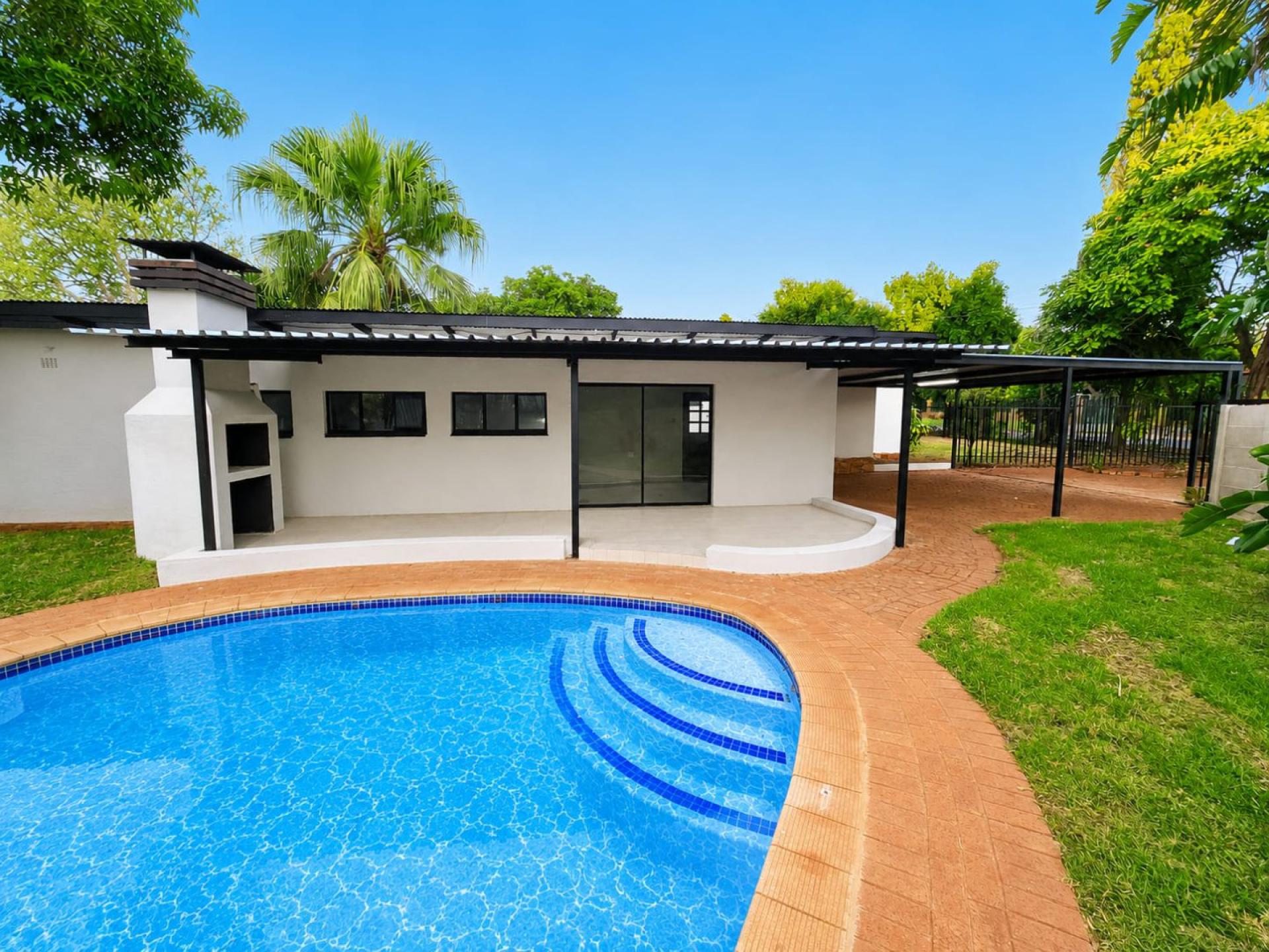  of property in Sinoville