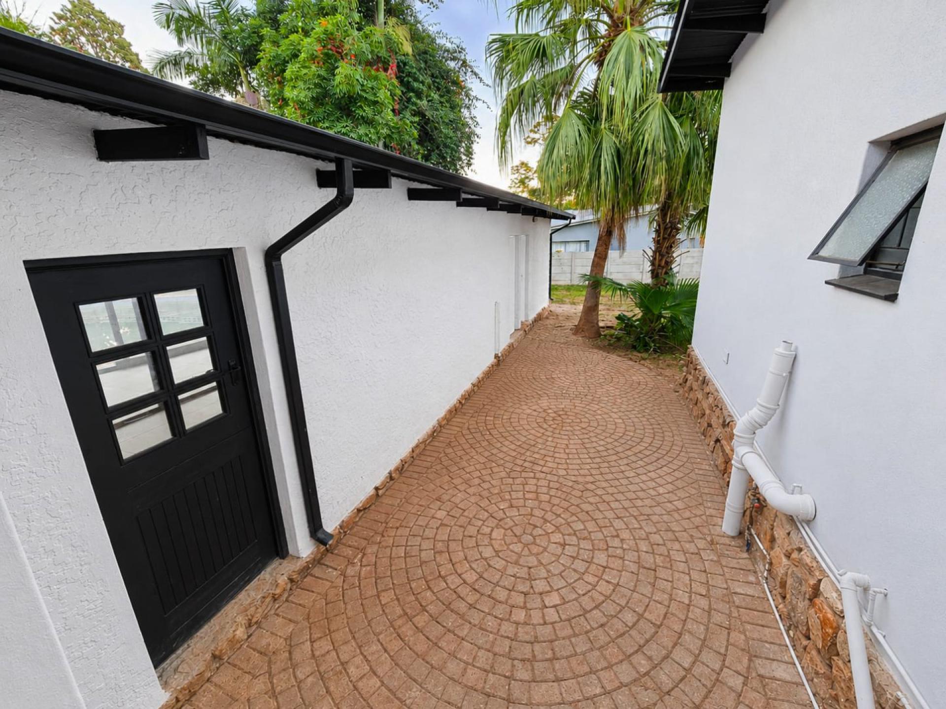  of property in Sinoville