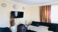 Lounges of property in Motherwell
