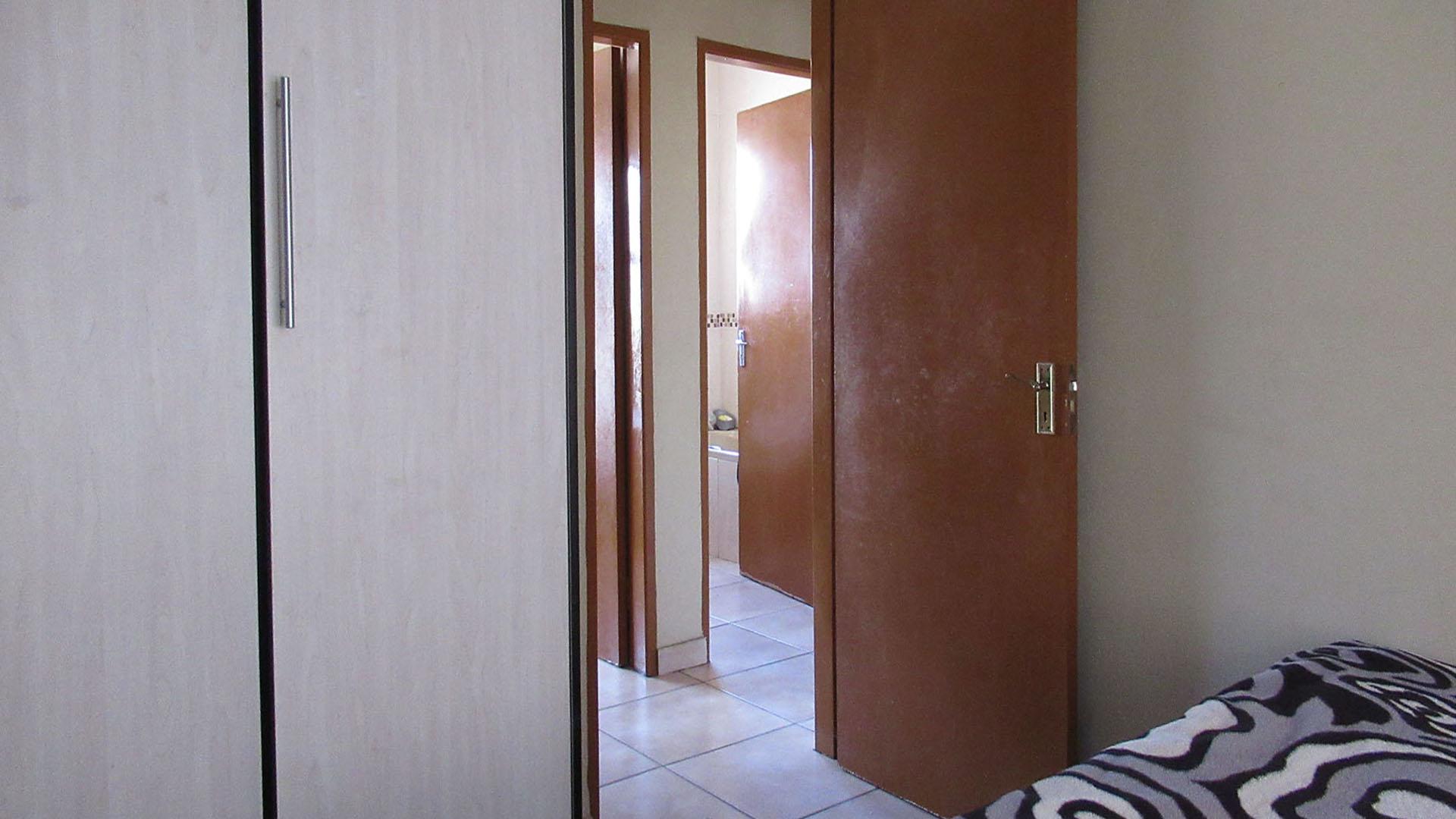 Bed Room 2 - 10 square meters of property in Birch Acres