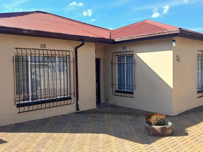 3 Bedroom House for Sale For Sale in South Hills - MR716326